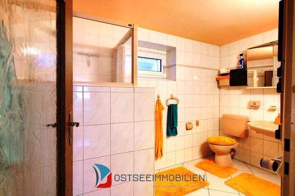 Souterrain Bad Bild 1