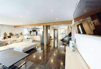 Blick in den Wohnbereich 