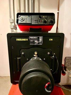 Fröling Ölheizung
