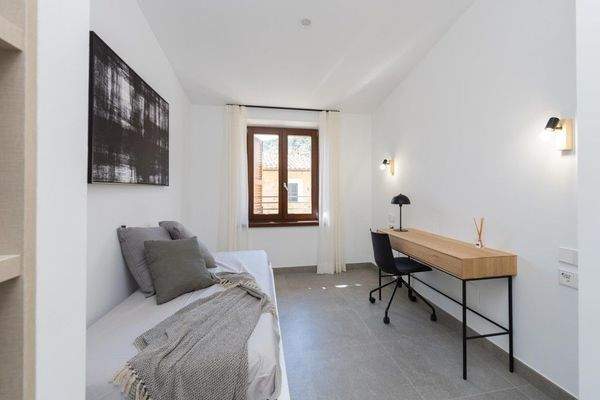 Neubau-Reihenhaus mit Bergblick zum Verkauf in Fornalutx, Mallorca