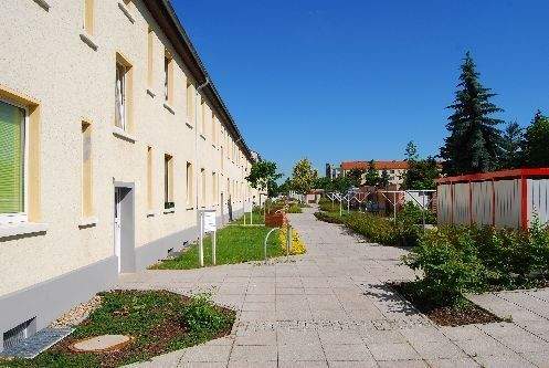 Hofblick mit Fahrradschuppen