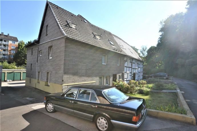 IMWRC – Idyll in Hammerstein! Vohwinkel bietet denkmalgeschütztes MFH mit Garten und Garagen!