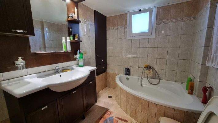 Kreta, Finika: Einfamilienhaus bei Heraklion zu verkaufen