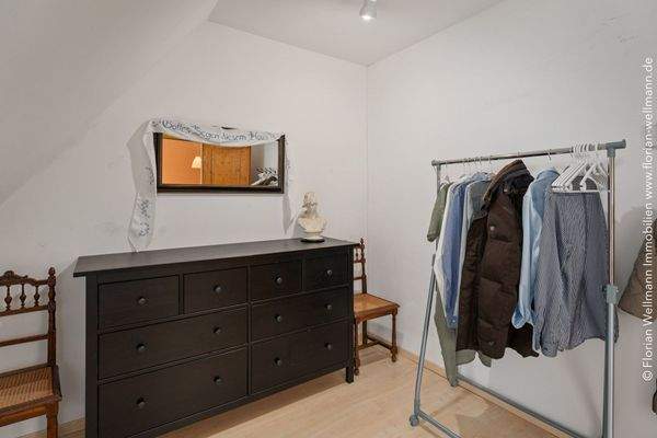 Zimmer 3: Ankleidezimmer