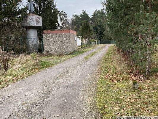 Zufahrt Gartenanlage Krauschwitz