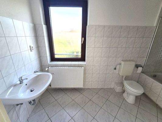 OG Badezimmer Bild 1.jpg