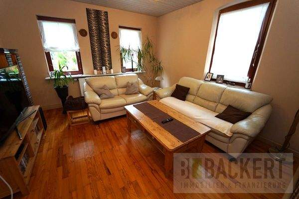 Wohnzimmer Wohnung EG links