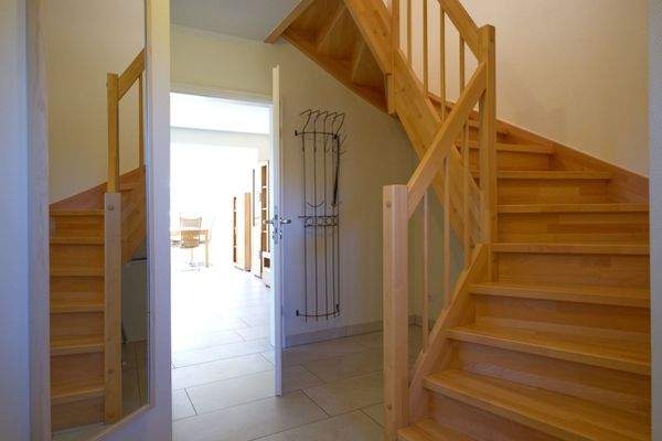 Treppe zum Obergeschoss