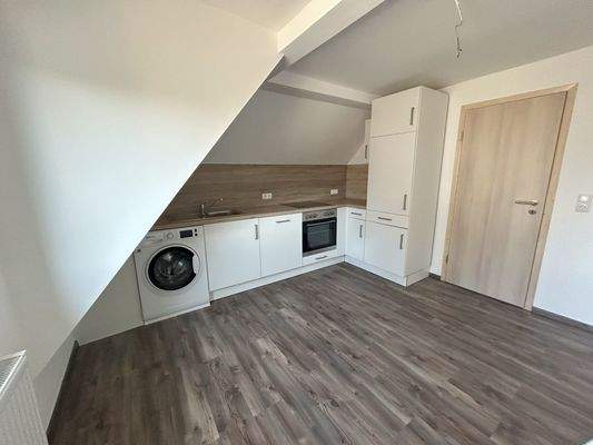 DG Küche Blick zur Tür