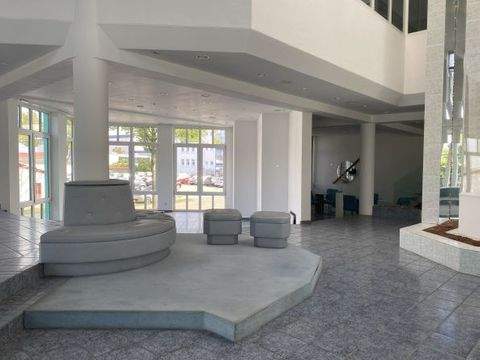 Schierling Halle, Schierling Hallenfläche