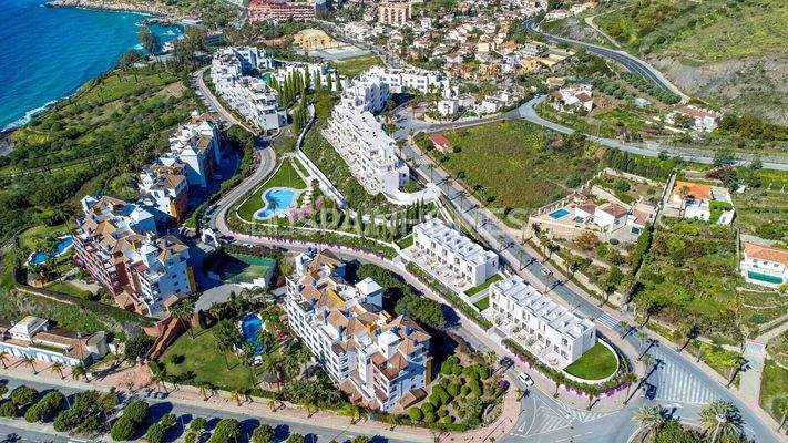 New Properties in a Beachside Complex in Granada Almunecar