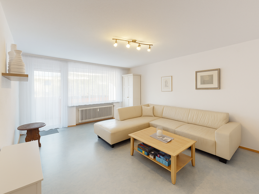 Großes helles Wohnzimmer