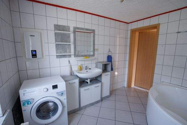 15 - Badezimmer.jpg
