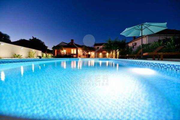 Ein herrlicher Pool schenkt erfrischende Harmonie