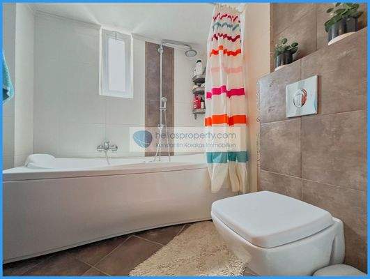 dbb1fdef19734f05901d4dd6c402b8da-original