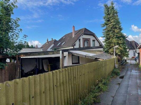 Rückwärtige Ansicht