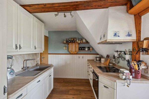 2. Wohneinheit: Küche OG 