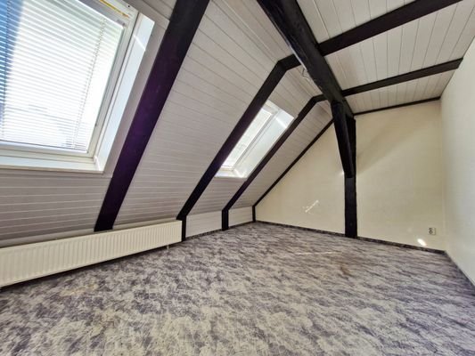 Schlafzimmer DG