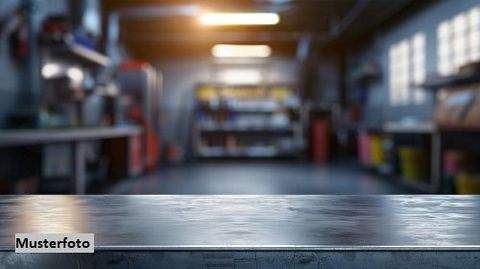 Esgrus Halle, Esgrus Hallenfläche