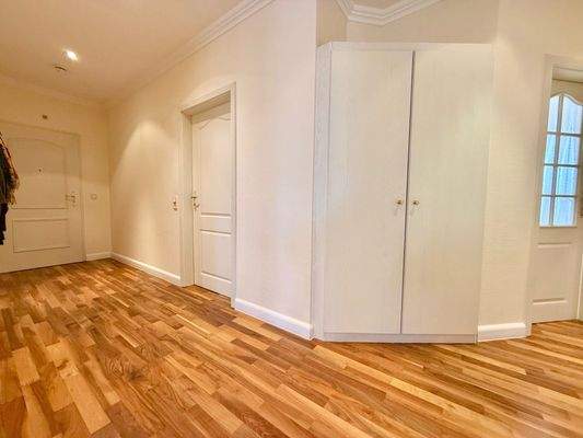 Dielenbereich mit Einbauschrank