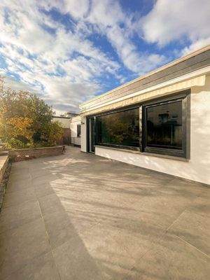 Reihenendhaus mit Bungalow-Charakter 