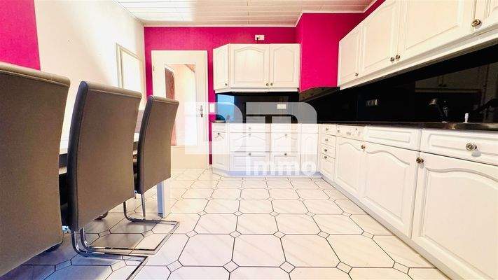 OG Küche / EBK / Zugang Balkon