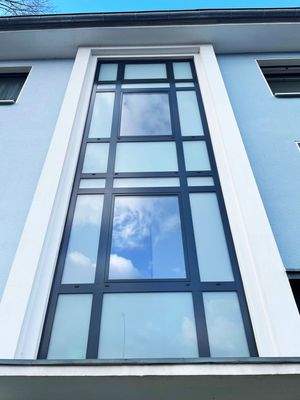 Detail Glasfront Treppenhaus