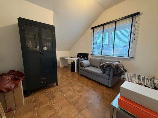 Buchloe-German-Deutschland-Haus-Verkauf-Neu-Nähe München-Oktoberfest-Stadtleben-Landschaft-Garten-Luxus