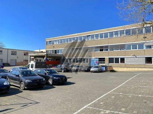 INFOS UNTER: 06171-586000