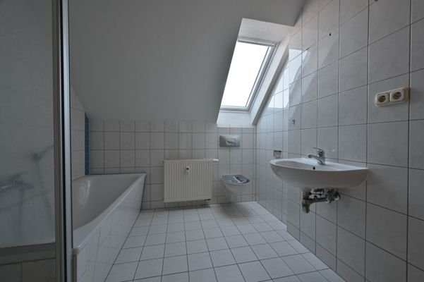 Badezimmer 2-2