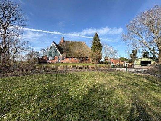 Erste Seite Exposé Außenbereich Rehweg