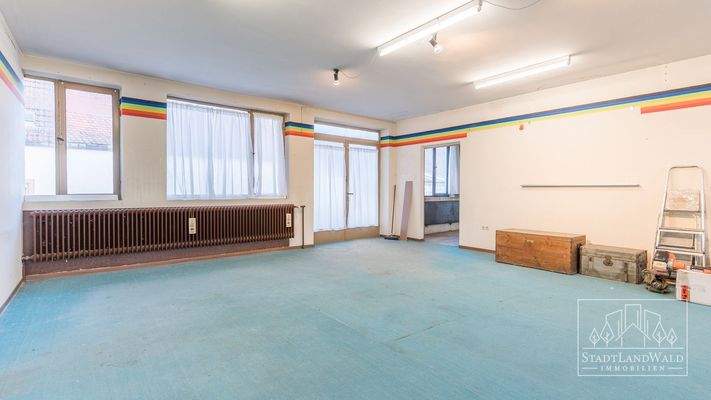 EG Lagerraum an Gewerbeeinheit 1