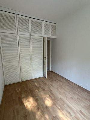 Einbauschrank in Schlafzimmer klein
