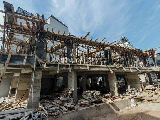 New Apartments Near the Sea and Mall in Muratpasa Antalya