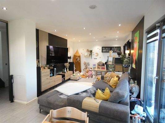 offenes geräumiges Wohnzimmer