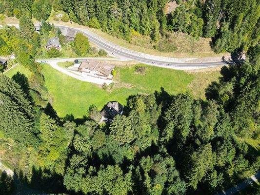 Ulten – Tourismus, Bauen und Gastronomie vereinen sich hier mit einzigartigen Chancen für neue Ideen und ein attraktives Baugrundstück – Ultimo, turismo, costruzioni e gastronomia si incontrano qui con opportunità uniche per nuove idee e un terreno edific