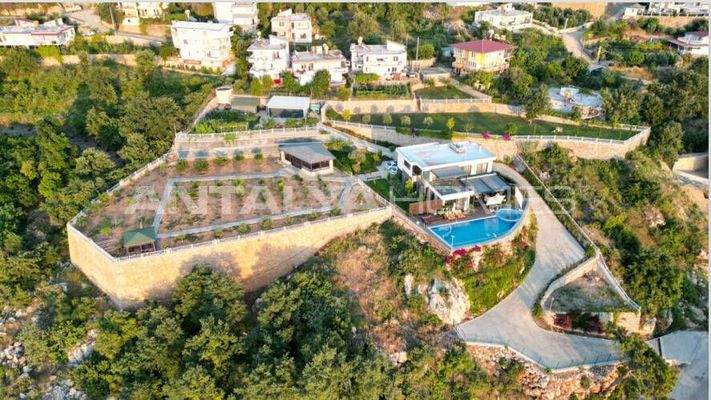 Unique-Design House with Farmland in Alanya Kestel