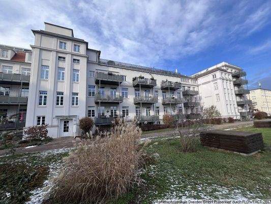 Hausansicht - Tolle großzügige 2-Raumwohnung mit g