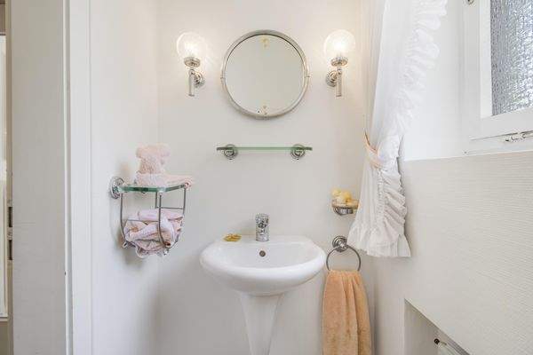 Gäste-WC im Erdgeschoss