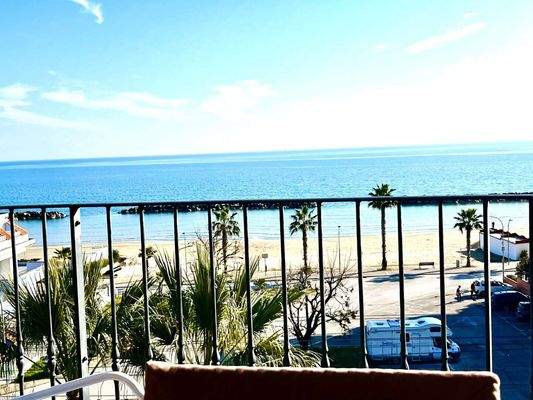 traumhafte Wohnung direkt am Meer in Cupra Marittima – Ascoli Piceno (Marken)