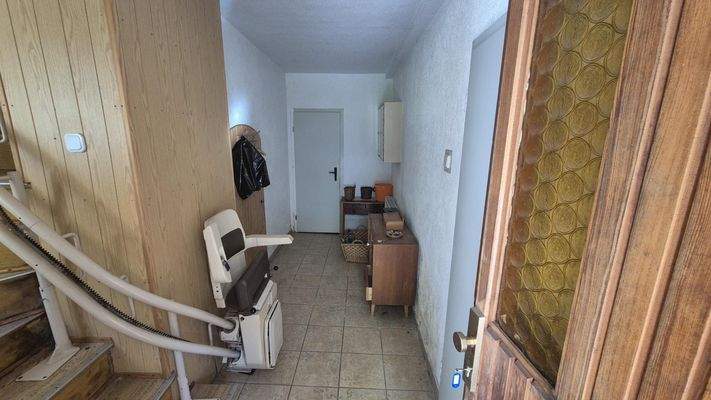 EG-Eingang rechts Flur