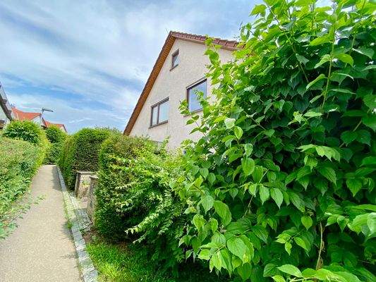 Fußweg-Zugang zum Haus