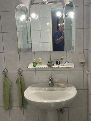 Waschtisch im Gäste WC