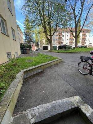 Hintereingang Keller