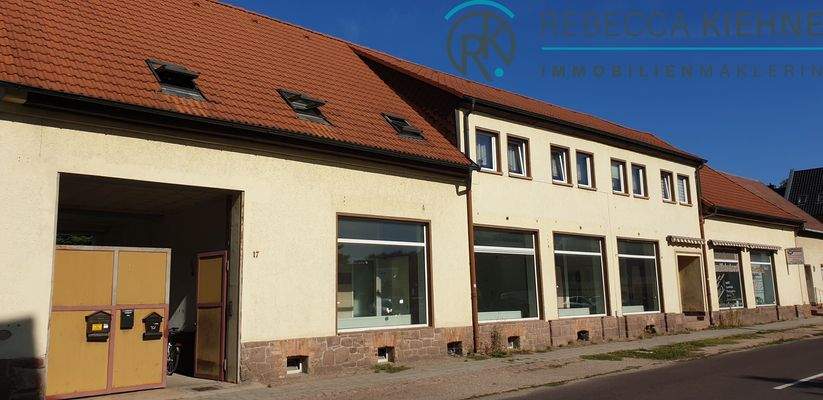 Zugang zum Hinterhaus