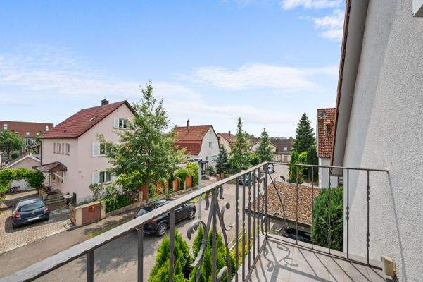 OG | Balkon in Südostausricht.