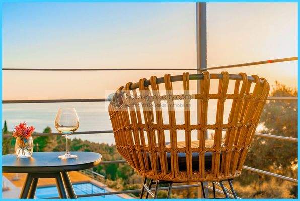 25a8c3f5c71c489396cf476fb27326ba-original