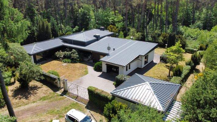 Front-/Seitenansicht