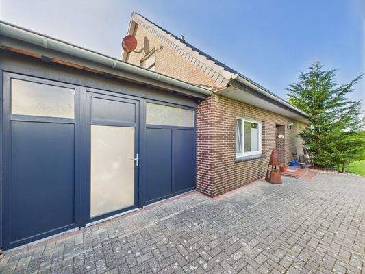 CAM03784G0-PR0076-STILL057