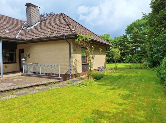 viel Grün rund ums Haus